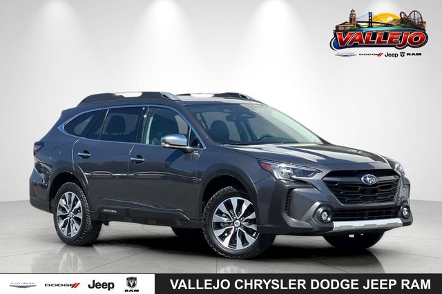 2023 Subaru Outback Touring AWD photo