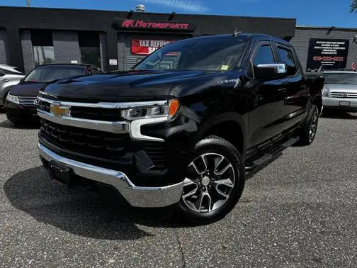 2022 Chevrolet Silverado 1500 LT 4WD photo