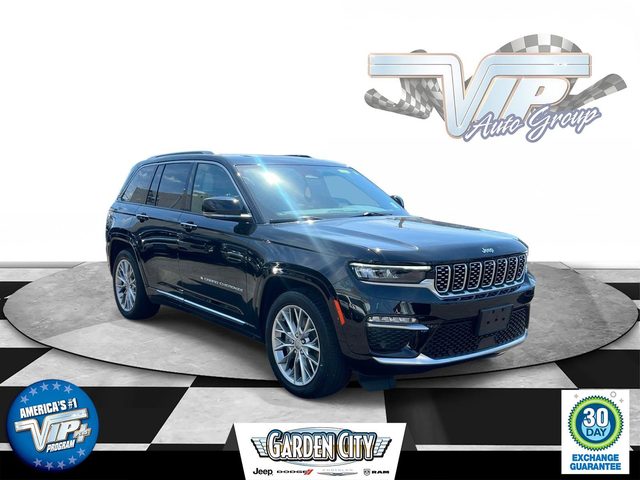 2022 Jeep Grand Cherokee Summit 4WD photo