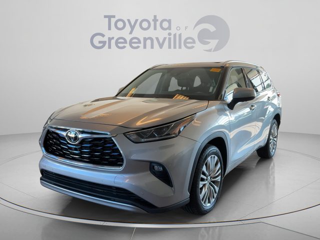 2022 Toyota Highlander Platinum FWD photo