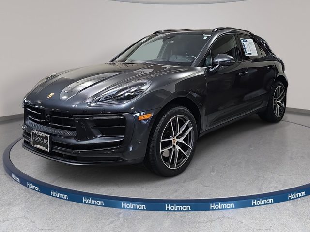 2023 Porsche Macan T AWD photo