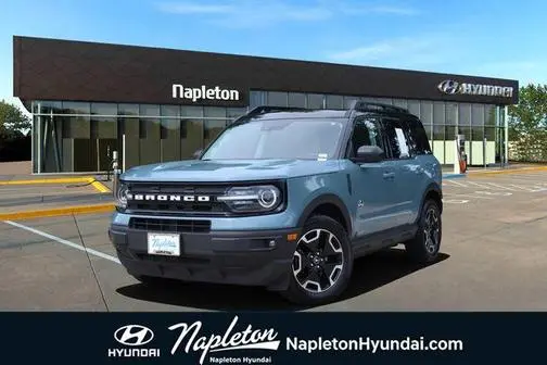 2022 Ford Bronco Sport Outer Banks 4WD photo