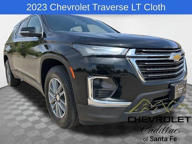2023 Chevrolet Traverse LT Cloth FWD photo