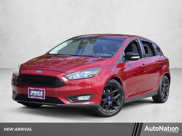 2017 Ford Focus SEL FWD photo
