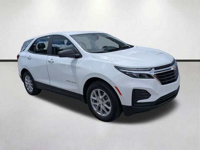 2022 Chevrolet Equinox LS FWD photo