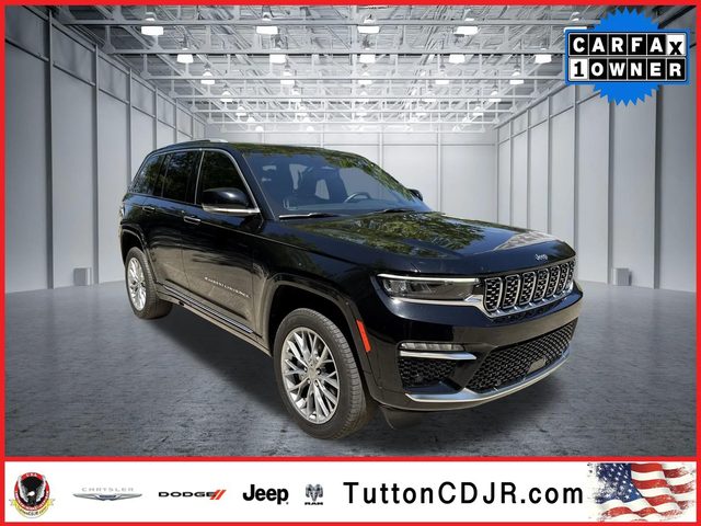 2023 Jeep Grand Cherokee Summit RWD photo