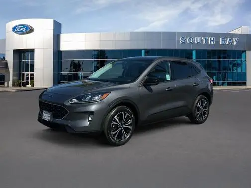 2022 Ford Escape SEL AWD photo