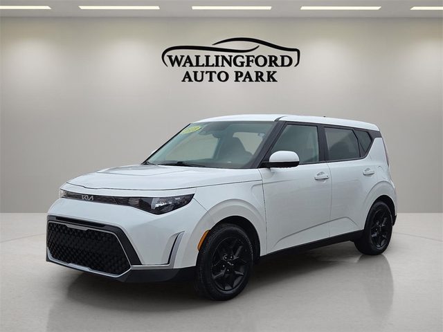 2023 Kia Soul S FWD photo