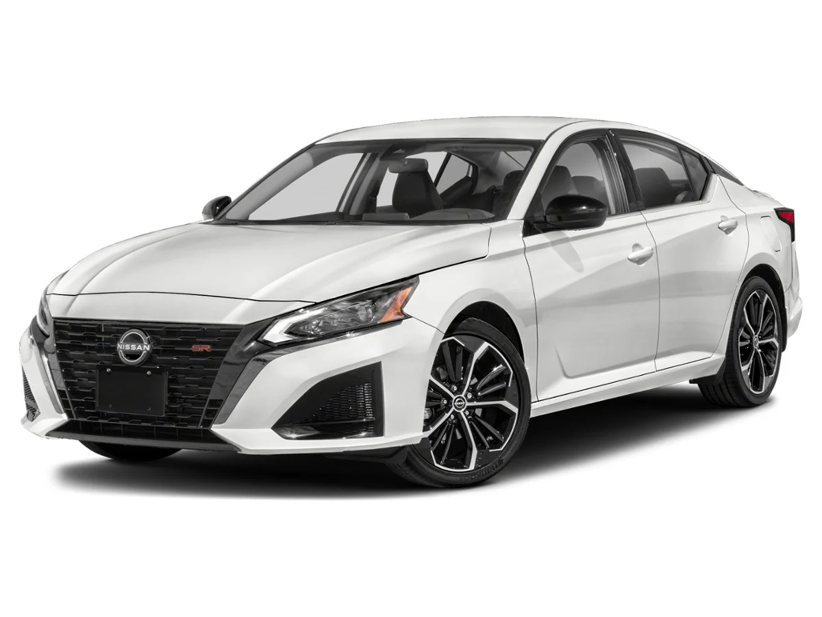 2023 Nissan Altima 2.0 SR FWD photo