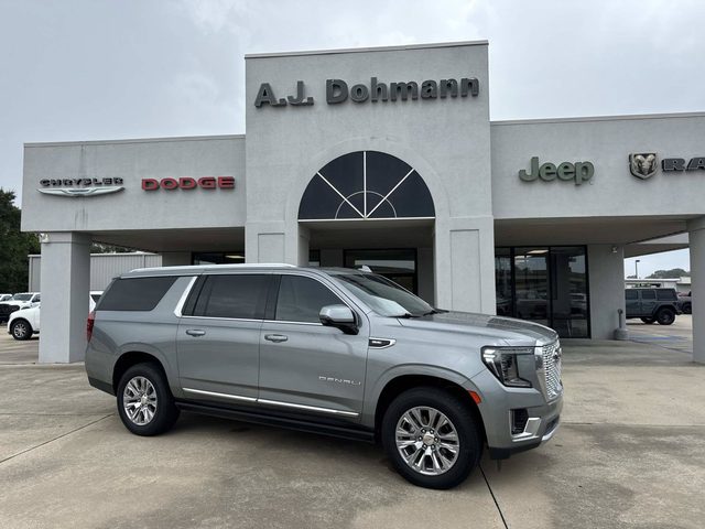2023 GMC Yukon XL Denali RWD photo