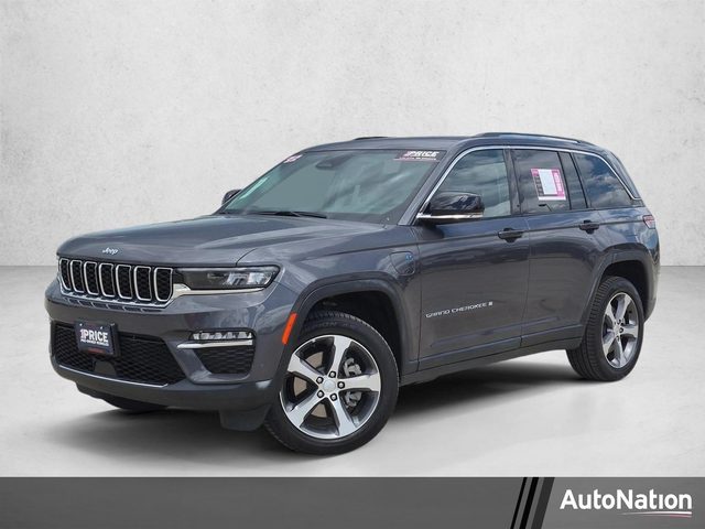 2022 Jeep Grand Cherokee 4WD photo