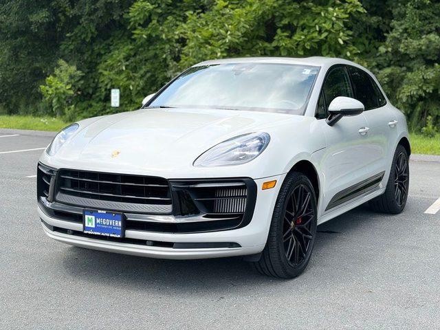 2022 Porsche Macan GTS AWD photo