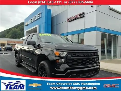 2022 Chevrolet Silverado 1500 Custom 4WD photo