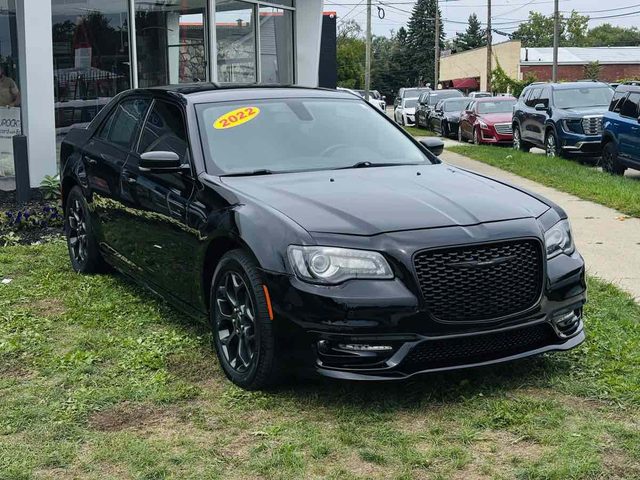 2022 Chrysler 300 Touring L AWD photo