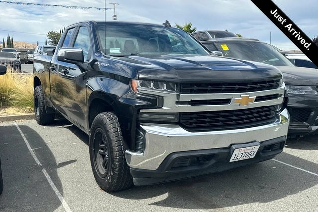 2020 Chevrolet Silverado 1500 LT 4WD photo