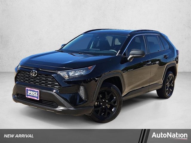 2021 Toyota RAV4 LE FWD photo
