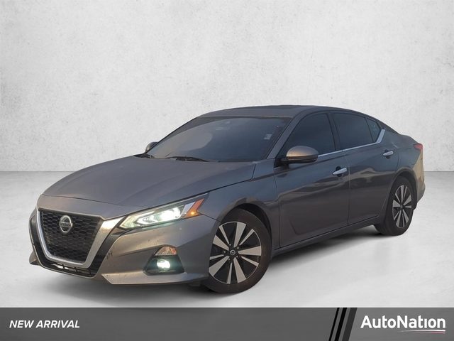 2022 Nissan Altima 2.5 SL FWD photo