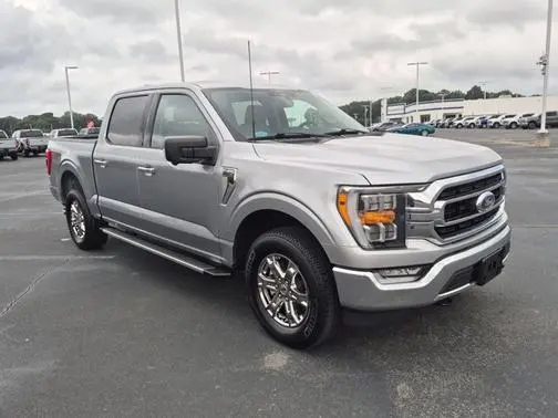 2022 Ford F-150 XLT 4WD photo