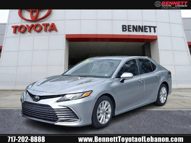 2023 Toyota Camry LE FWD photo