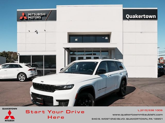 2023 Jeep Grand Cherokee L Altitude 4WD photo