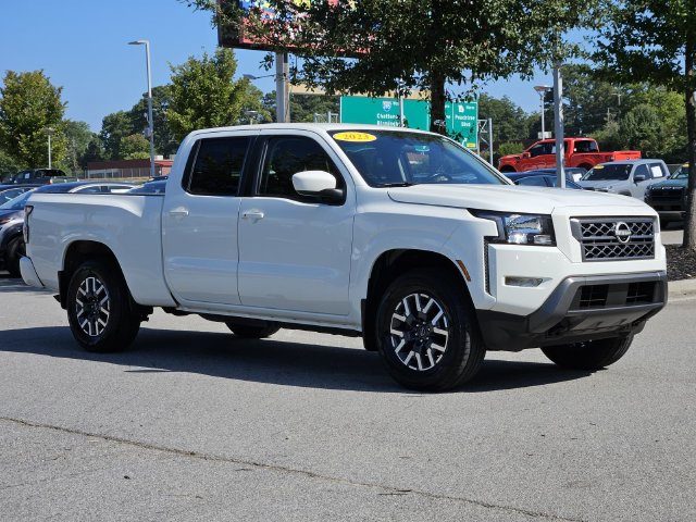 2023 Nissan Frontier SV 4WD photo