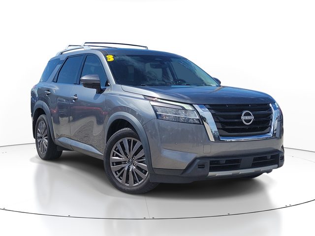 2023 Nissan Pathfinder SL 4WD photo