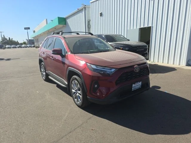 2022 Toyota RAV4 XLE Premium FWD photo