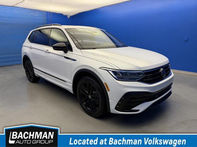 2022 Volkswagen Tiguan SE R-Line Black AWD photo