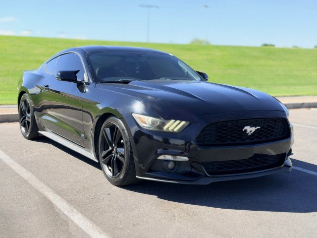 2015 Ford Mustang EcoBoost Premium RWD photo