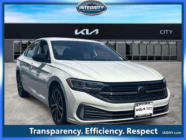 2023 Volkswagen Jetta Sport FWD photo