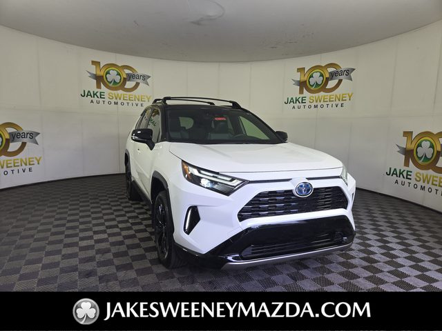 2022 Toyota RAV4 Hybrid XSE AWD photo
