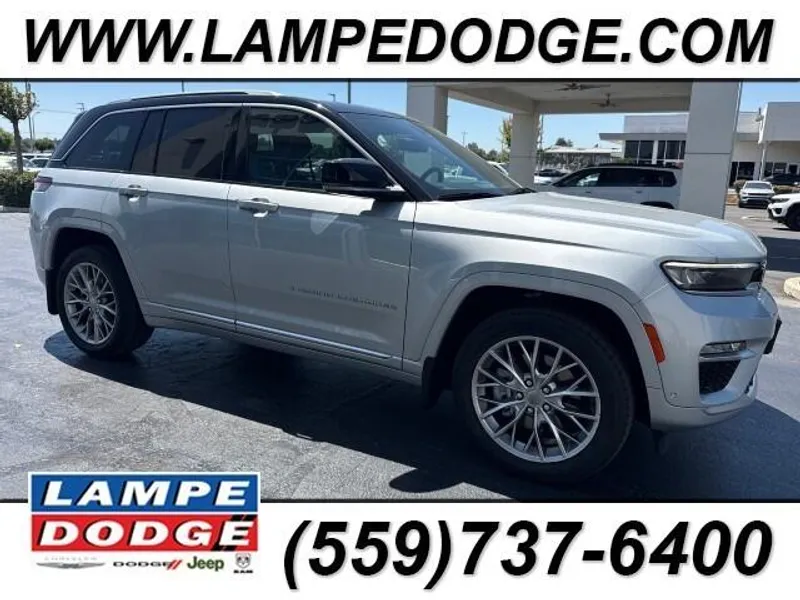 2022 Jeep Grand Cherokee Summit 4WD photo