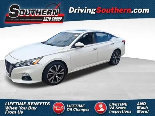 2019 Nissan Altima 2.5 Platinum AWD photo