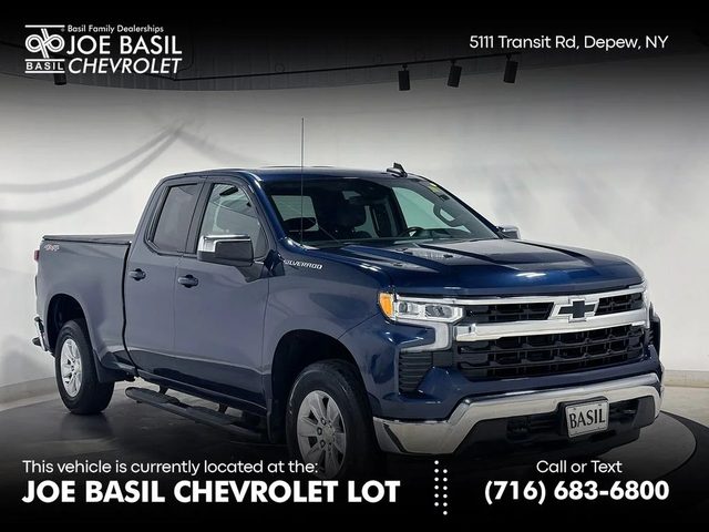 2022 Chevrolet Silverado 1500 LT 4WD photo