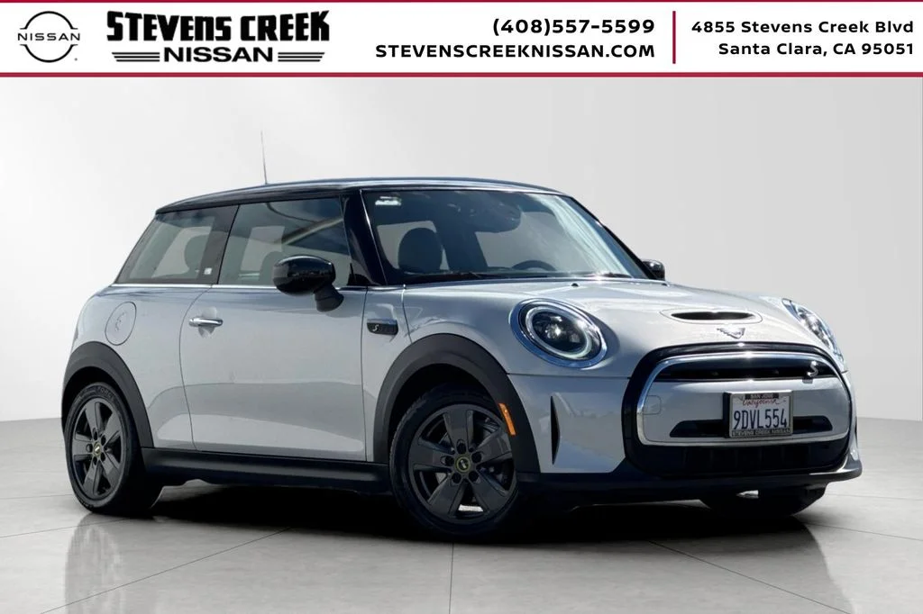 2023 MINI Hardtop 2 Door Cooper SE FWD photo