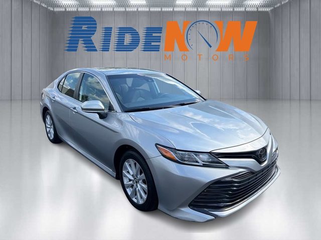 2019 Toyota Camry LE FWD photo