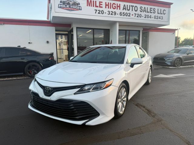 2018 Toyota Camry LE FWD photo