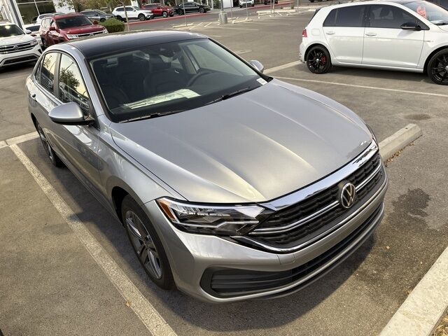 2023 Volkswagen Jetta SE FWD photo