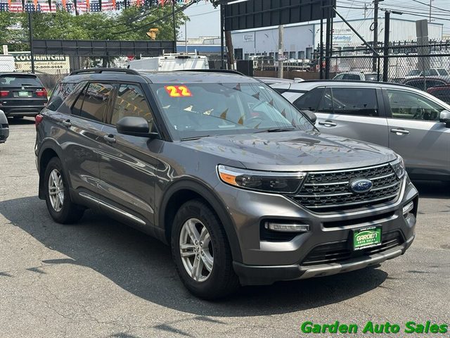 2022 Ford Explorer XLT 4WD photo
