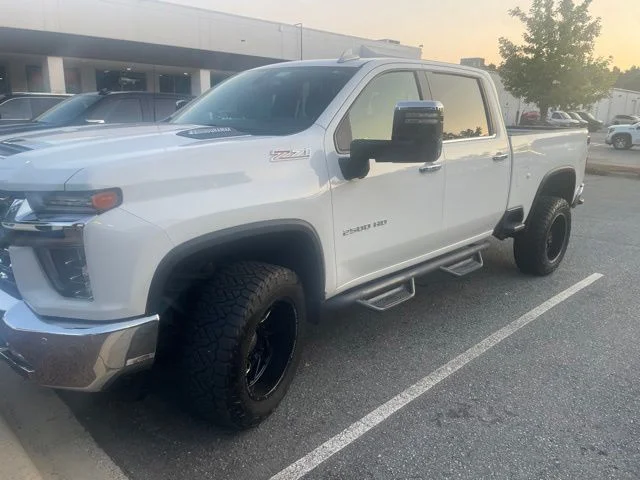 2023 Chevrolet Silverado 2500HD LTZ 4WD photo