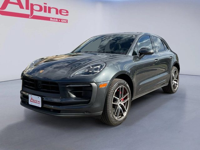 2023 Porsche Macan S AWD photo