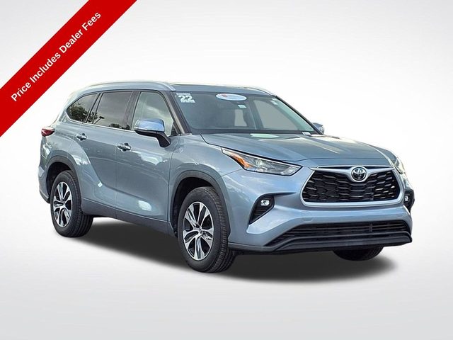 2022 Toyota Highlander XLE FWD photo