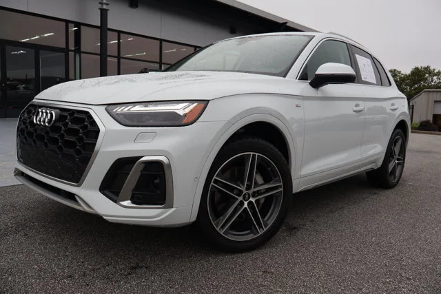 2023 Audi Q5 S line Prestige AWD photo