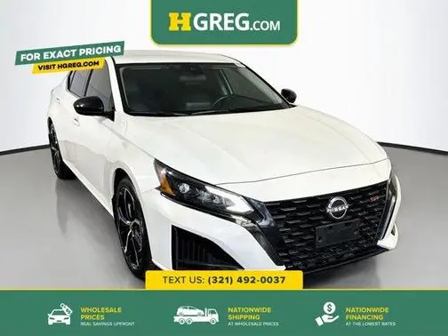 2023 Nissan Altima 2.5 SR FWD photo
