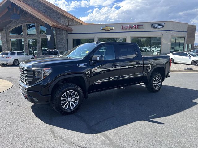 2022 Chevrolet Silverado 3500HD LT 4WD photo