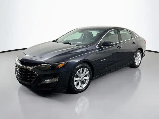2023 Chevrolet Malibu LT FWD photo