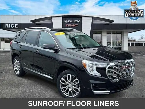 2023 GMC Terrain Denali AWD photo