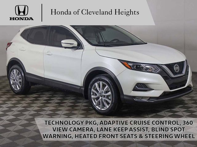 2022 Nissan Rogue Sport SV AWD photo