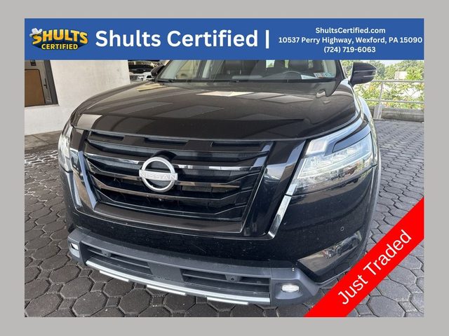 2023 Nissan Pathfinder SL 4WD photo