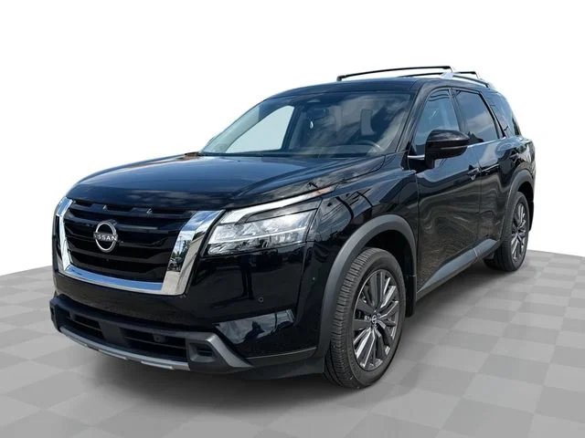 2023 Nissan Pathfinder SL 4WD photo